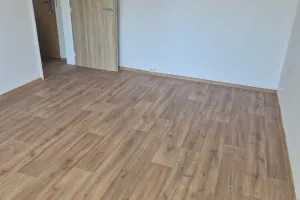 Miroslav Výmola - TEVY, realizace podlah.